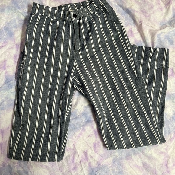 Brandy Melville Tilden Stripe Pants Blue - Picture 2 of 5